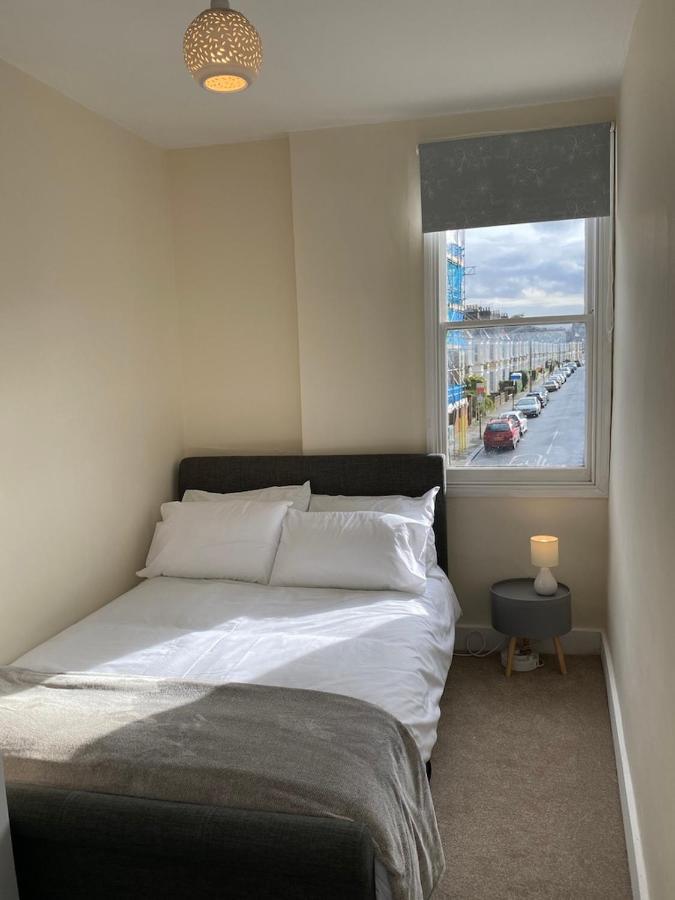 Apartment Lavender Hill London Exterior photo